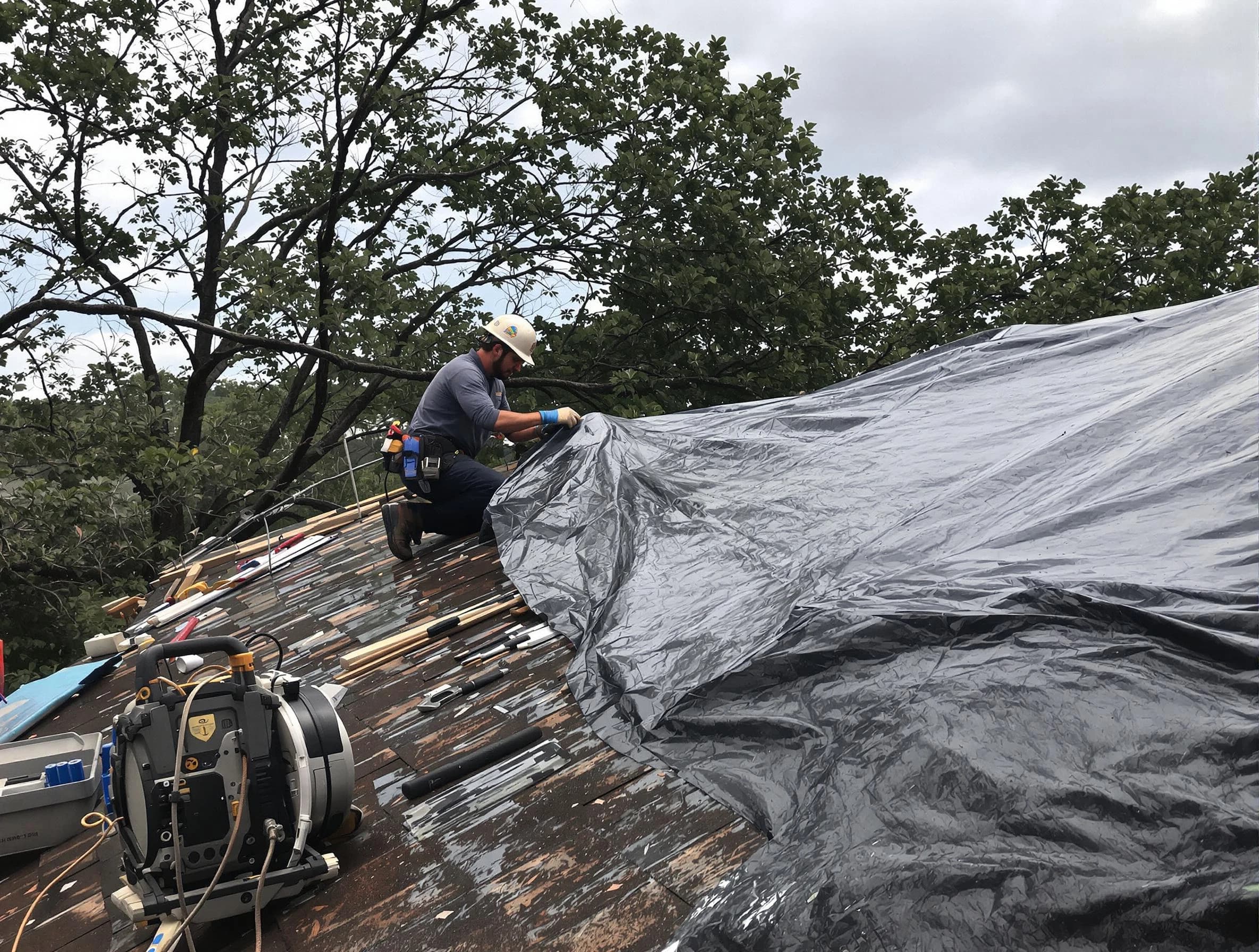 New Franklin Roofing Company responding to an emergency roof repair call in New Franklin, OH